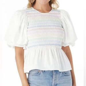 CROSBY BY MOLLIE BURCH 
WHITE RAINBOW SMOKED SLOAN PEPLUM BLOUSE. SIZE M